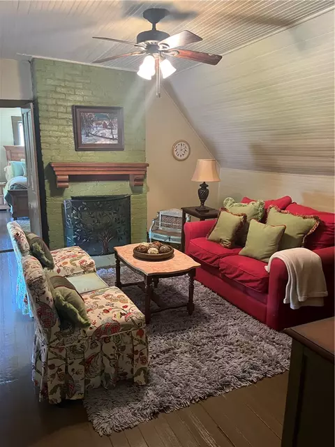 Living - 1100 Maple, Calvert, TX 77837 photo 1 of 2