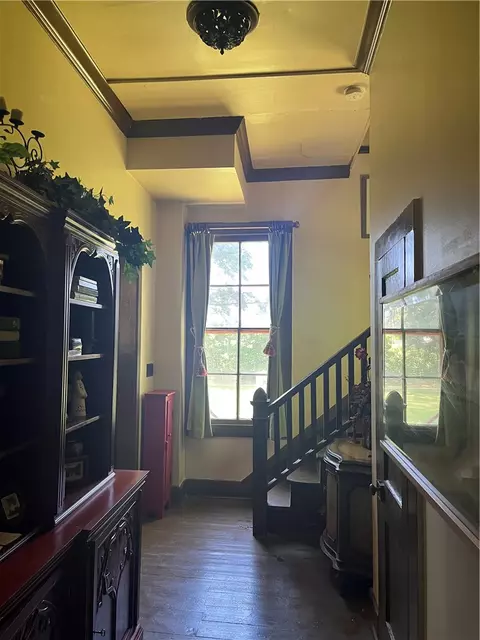 Entry Way - 1100 Maple, Calvert, TX 77837 photo 1 of 3