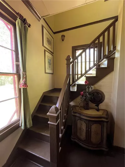 Entry Way - 1100 Maple, Calvert, TX 77837 photo 2 of 3