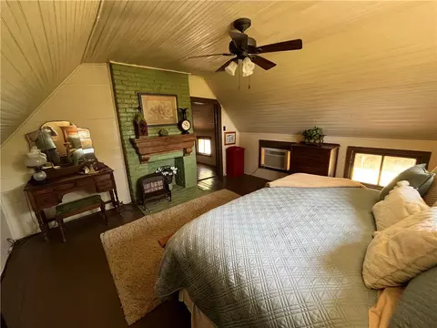 Bedroom - 1100 Maple, Calvert, TX 77837 photo 4 of 4