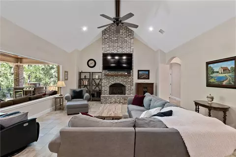 2008 Lexi Ln, Bryan, TX 77807 photo 9