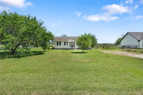 109 Kovar St, Somerville, TX 77879