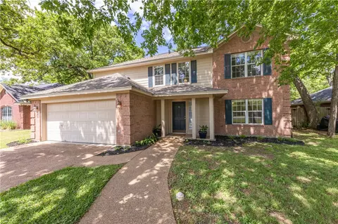 2607 Brookway Ct, College Station, TX 77845