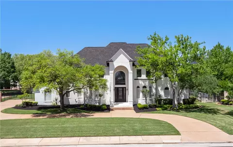5009 Augusta Cir, College Station, TX 77845