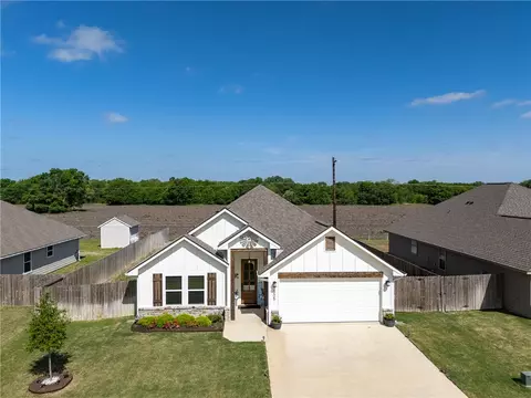 305 Brazos, Snook, TX 77878