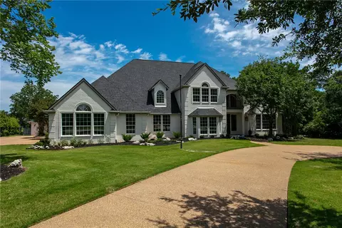 1107 Royal Adelade Dr, College Station, TX 77845