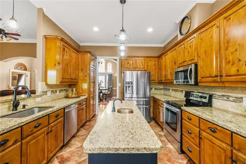 4883 Blazing Trl, Bryan, TX 77808 photo 8