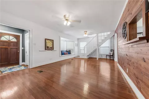 1206 E 28th St, Bryan, TX 77803 photo 8