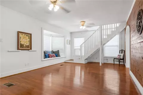 1206 E 28th St, Bryan, TX 77803 photo 9
