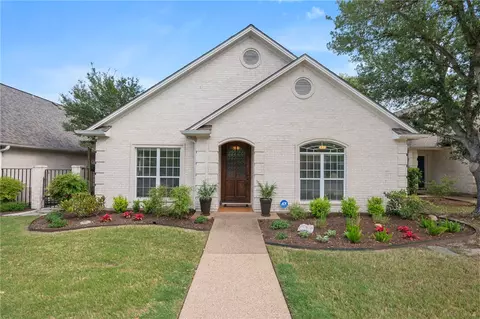 4918 Spearman Dr, College Station, TX 77845