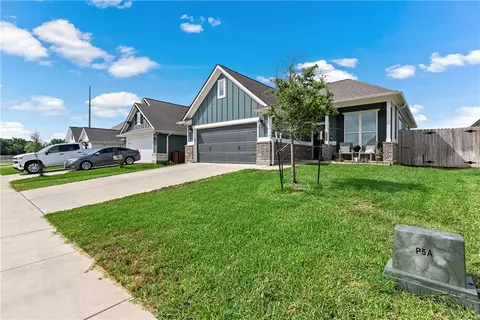 3417 Utah Ct, Bryan, TX 77808 photo 2