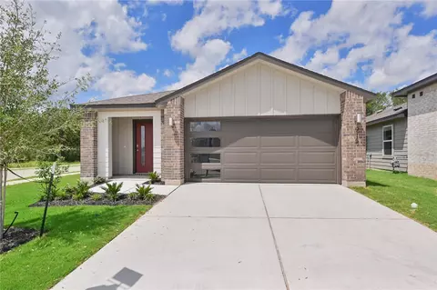 915 Lady Bird Ln, College Station, TX 77845