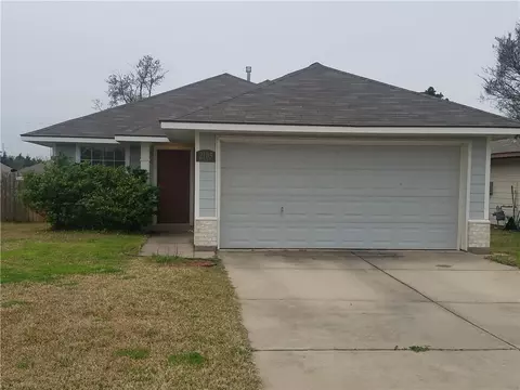 2105 Forge Hill Rd, Bryan, TX 77801