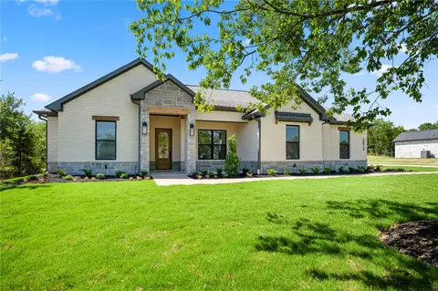 5013 Glory Rd, Bryan, TX 77808 photo 1