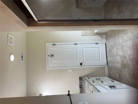405 Marble Falls Dr, Bryan, TX 77803 photo 17