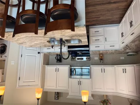 405 Marble Falls Dr, Bryan, TX 77803 photo 8