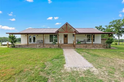 21608 Fm 2620 Rd, Bedias, TX 77831