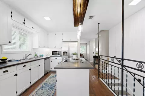 1436 Magnolia Dr, College Station, TX 77840