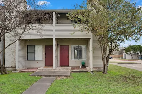 1900 Dartmouth Street F6, College Station, TX 77840