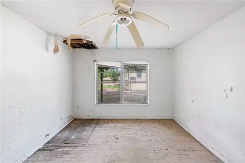 Bedroom - 814 E 28th St, Bryan, TX 77803 photo 2 of 3
