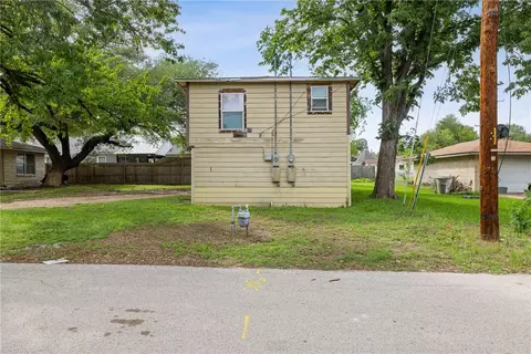 Other - 814 E 28th St, Bryan, TX 77803 photo 8 of 10