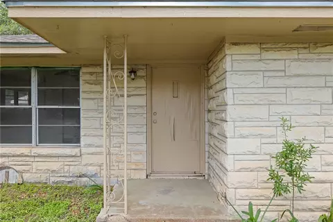 Other - 814 E 28th St, Bryan, TX 77803 photo 3 of 10