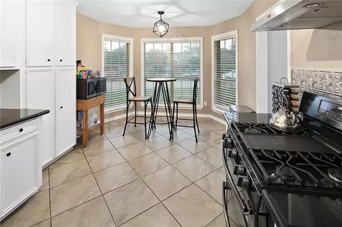4516 Pembrook Ln, Bryan, TX 77802 photo 13
