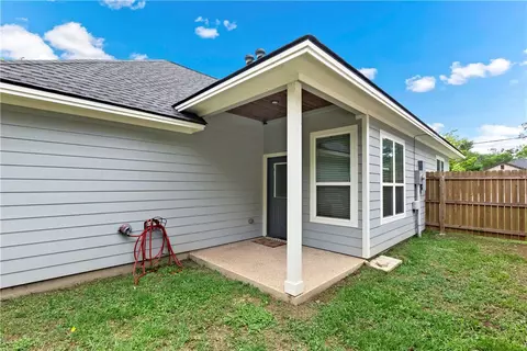 2607 Southside Dr, Bryan, TX 77803 photo 24
