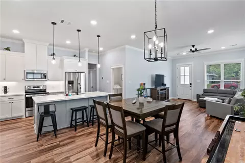 2607 Southside Dr, Bryan, TX 77803 photo 10