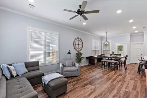 2607 Southside Dr, Bryan, TX 77803 photo 5