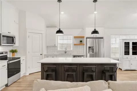 Kitchen - 220 Rustic Trce, Snook, TX 77878 photo 1 of 6