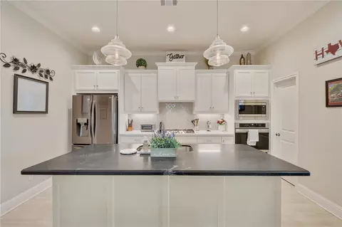 4261 Harding Way, Bryan, TX 77802 photo 4