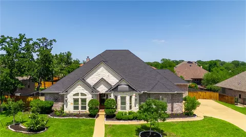 5307 Cascades Ct, College Station, TX 77845