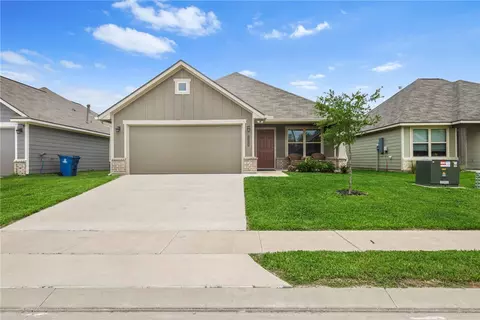 1208 High St, Navasota, TX 77868