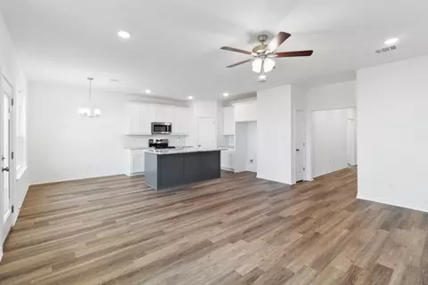 1920 Stubbs Dr, Bryan, TX 77807 photo 12