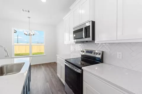 1922 Stubbs Dr, Bryan, TX 77807 photo 18