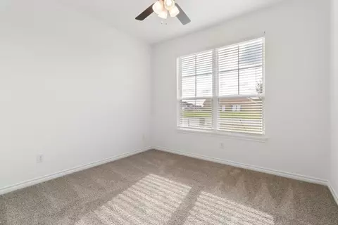 1922 Stubbs Dr, Bryan, TX 77807 photo 29