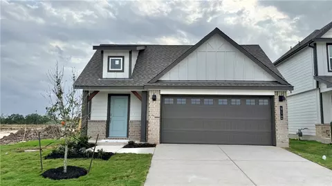 919 Coffee Mill Ln, College Station, TX 77845