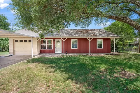 4216 Carter Creek Pkwy, Bryan, TX 77802