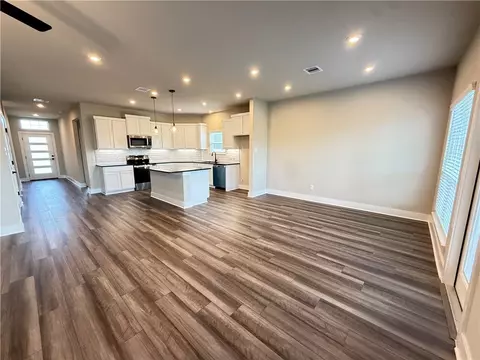 Living - 5323 Lyle Pl, Bryan, TX 77807 photo 2 of 3
