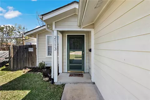 2113 Echols St, Bryan, TX 77801 photo 3