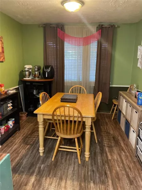 3806 Spring Hollow Ct, Bryan, TX 77802 photo 4