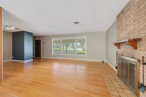 Living - 711 Esther Blvd, Bryan, TX 77802 photo 2 of 6
