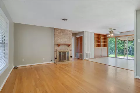 Living - 711 Esther Blvd, Bryan, TX 77802 photo 4 of 6