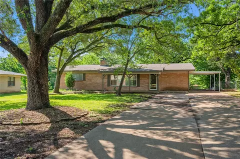 711 Esther Blvd, Bryan, TX 77802