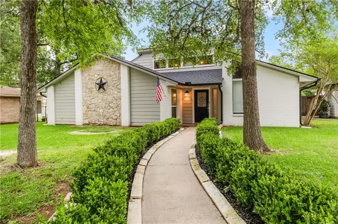 2502 Savannah Ct, College Station, TX 77845