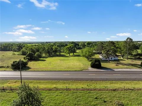 3009 Hwy 77, Cameron, TX 76520