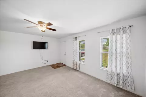 Living - 2029 6th St, Hempstead, TX 77445 photo 4 of 9