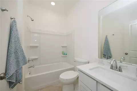 Bath - 2784 Messenger Way, Bryan, TX 77803 photo 1 of 3