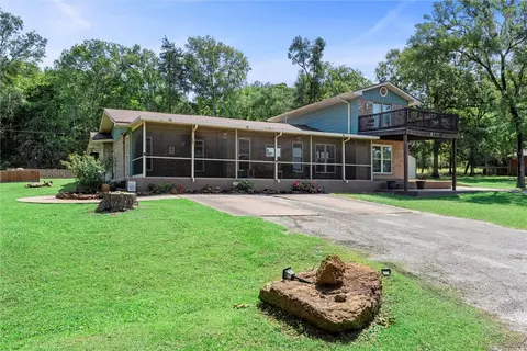 87 Tonkawa Dr, Hilltop Lakes, TX 77871